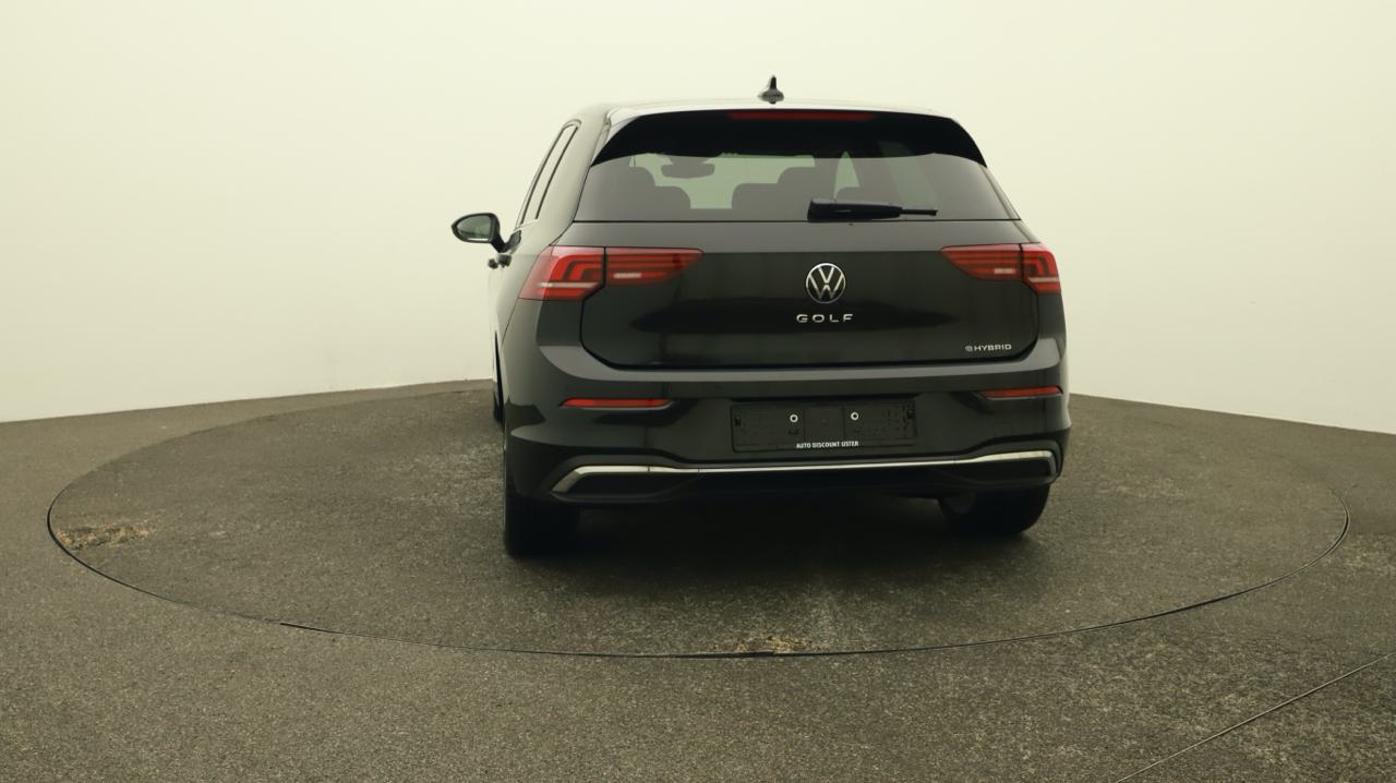 VW<br>Golf VIII 1.5 TSI PHEV Style