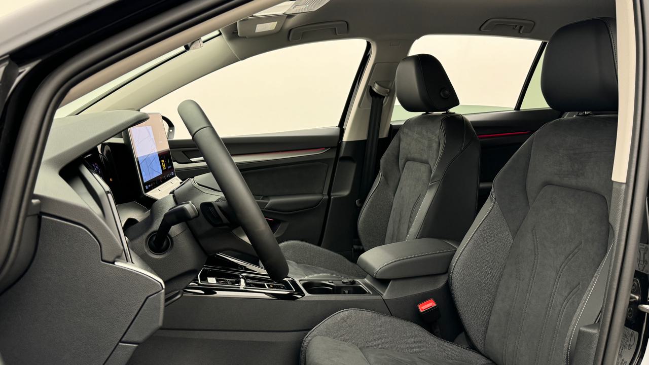 VW<br>Golf VIII 1.5 TSI PHEV Style