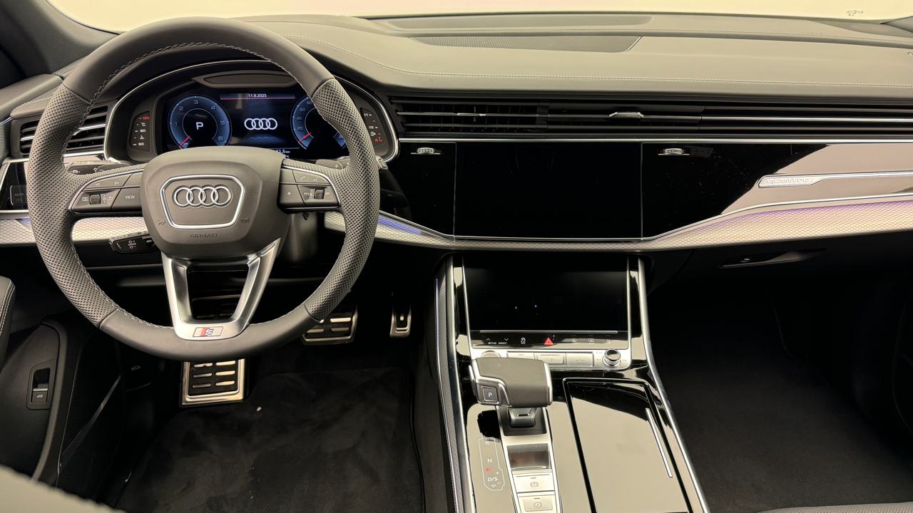 Audi<br>Q8 SUV 50 TDI quattro S Line tiptronic
