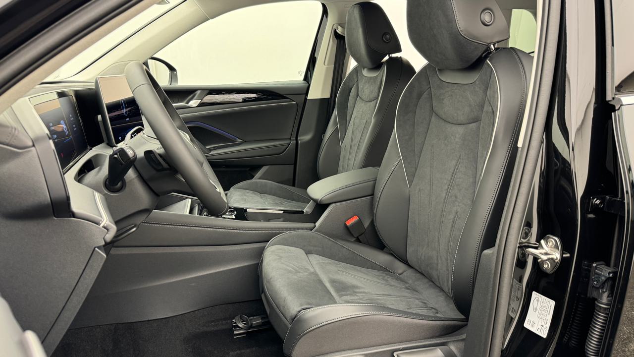 VW<br>Tiguan 2.0 TDI SCR Elegance 4Motion DSG