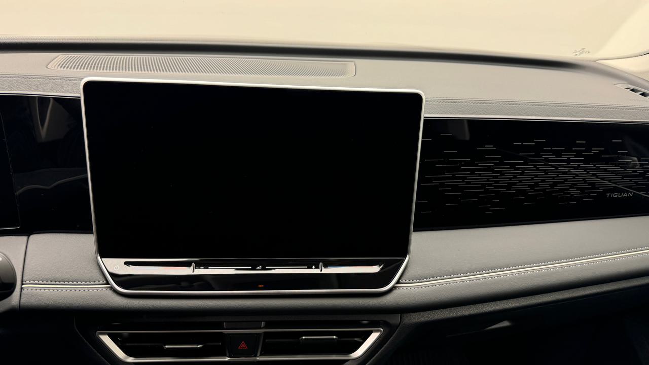 VW<br>Tiguan 2.0 TDI SCR Elegance 4Motion DSG