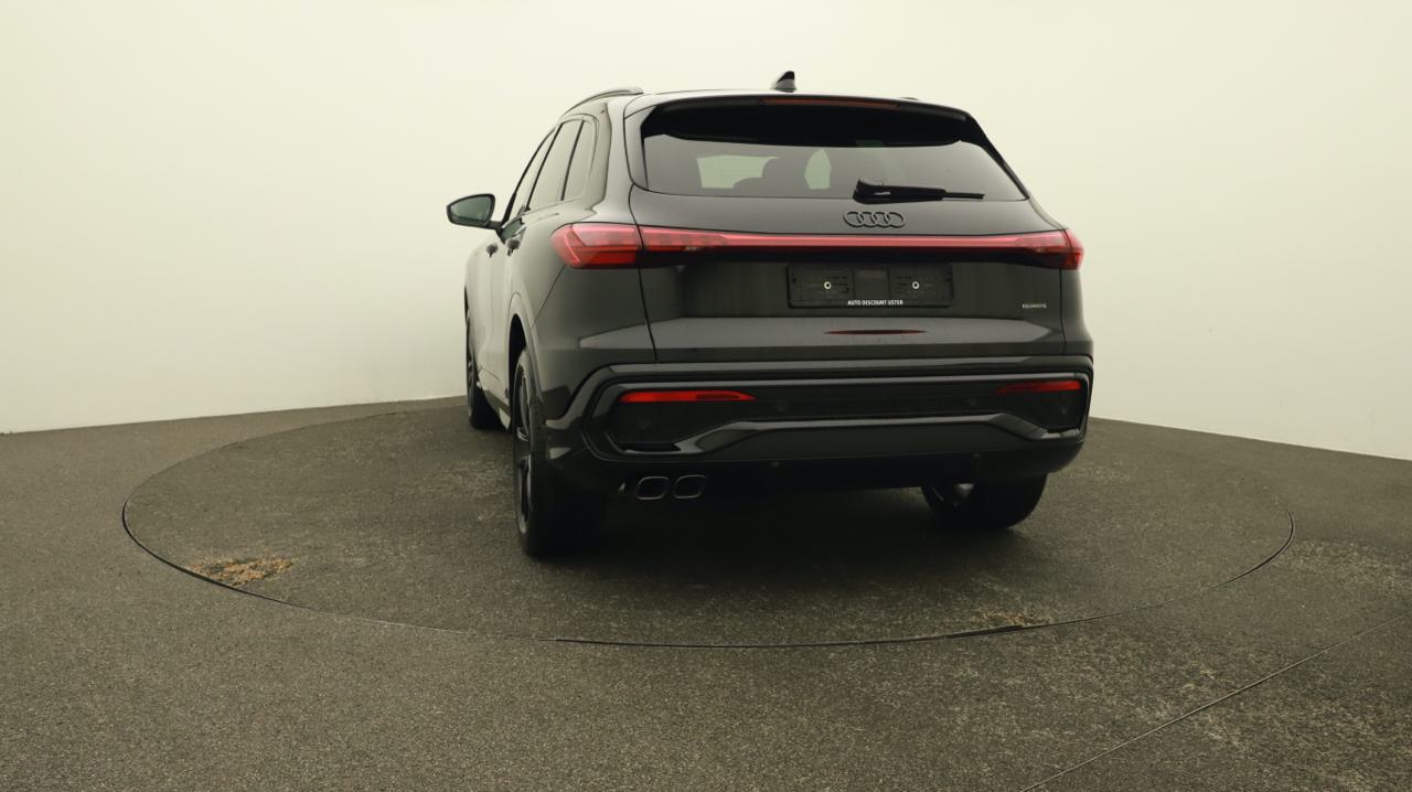 Audi<br>Q5 40 TDI S-Line quattro S-tronic
