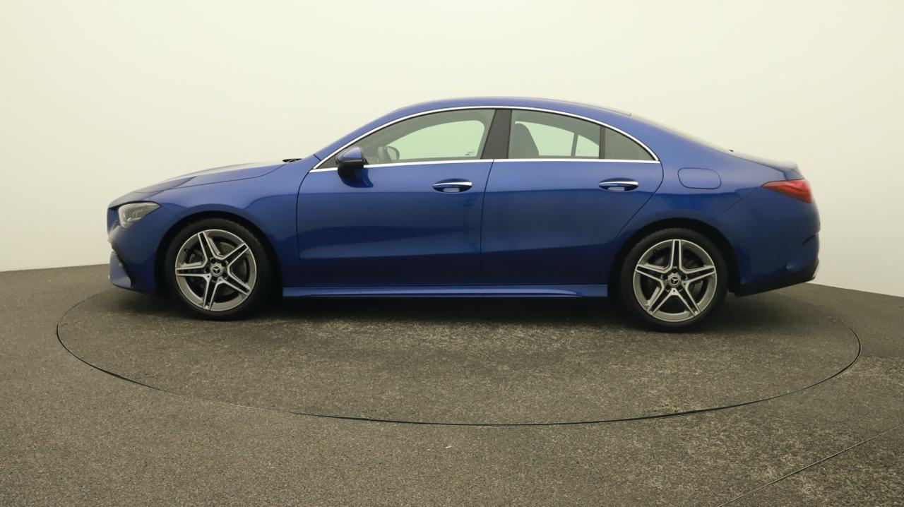 Mercedes<br>CLA 200 AMG Line