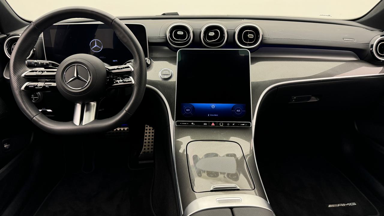 Mercedes<br>C 220 d T AMG Line