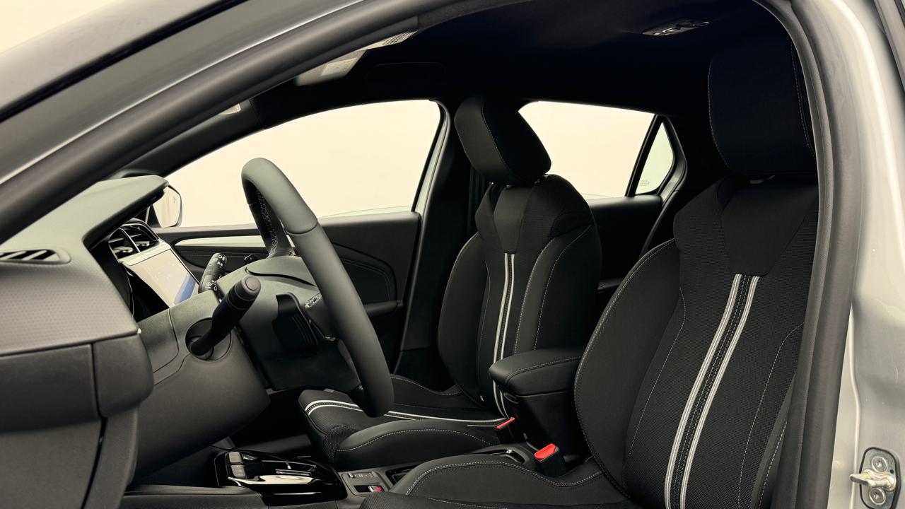 Opel<br>Corsa 1.2 TP GS A