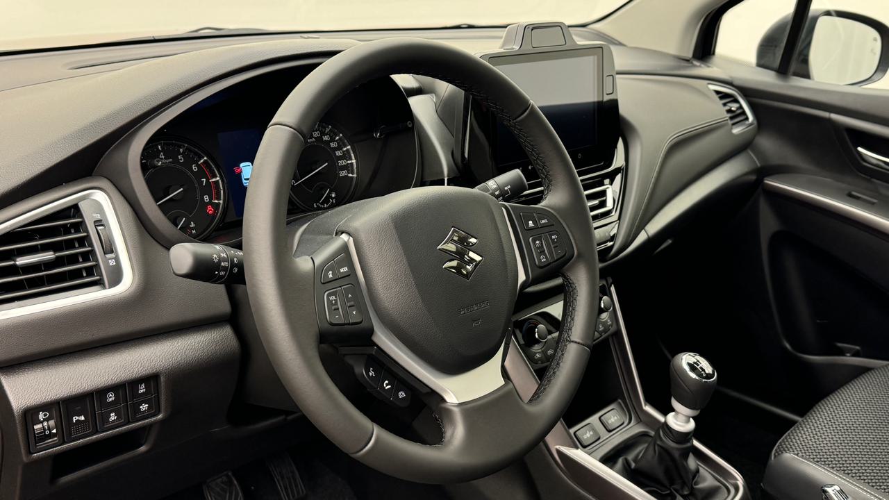 Suzuki<br>S-Cross 1.4 16V Compact Top MHD 4WD