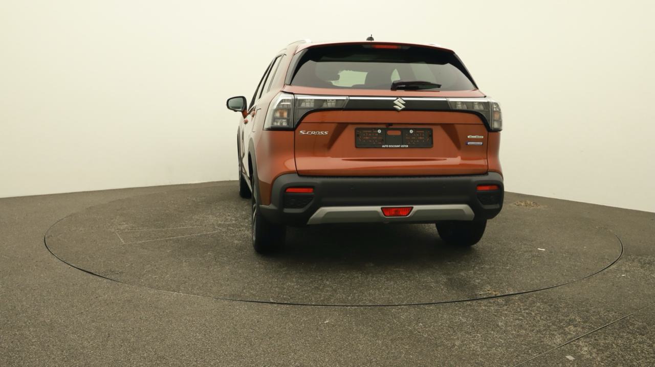 Suzuki<br>S-Cross 1.4 16V Compact Top MHD 4WD