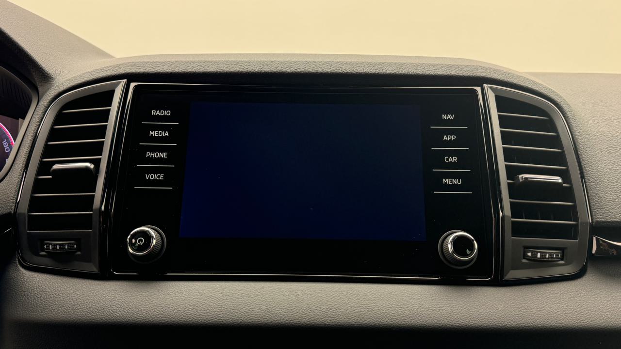 Skoda<br>Karoq 1.5 TSI SportLine DSG