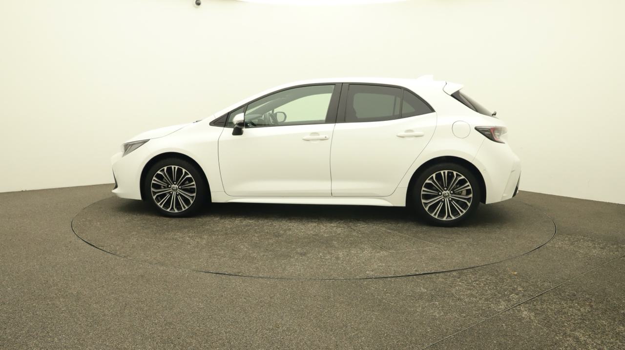 Toyota<br>Corolla 1.8 HSD Trend e-CVT