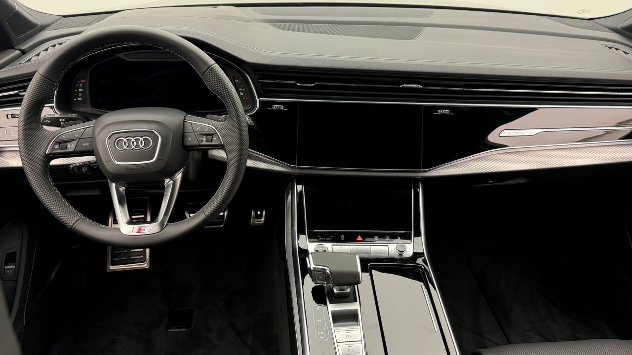 Audi<br>Q7 50 TDI quattro S Line tiptronic