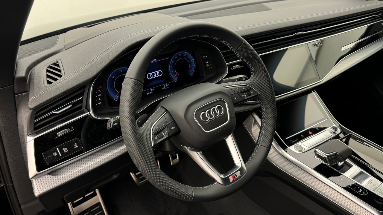 Audi<br>Q7 50 TDI quattro S Line tiptronic