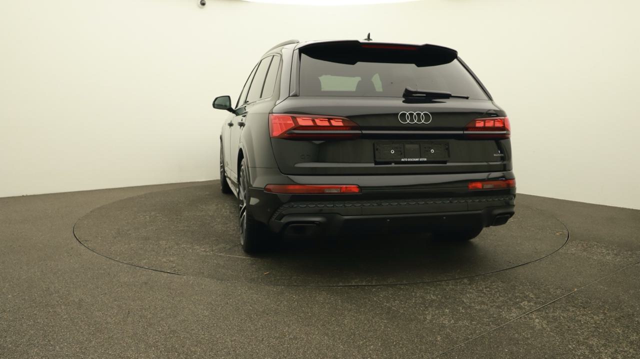 Audi<br>Q7 50 TDI quattro S Line tiptronic