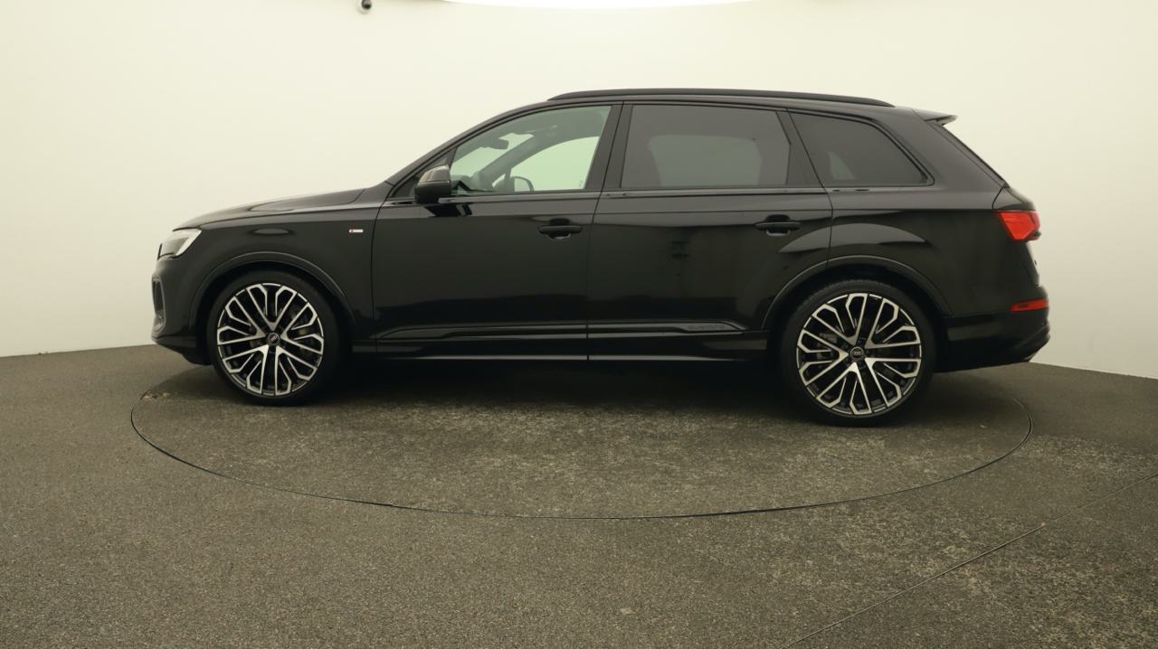 Audi<br>Q7 50 TDI quattro S Line tiptronic