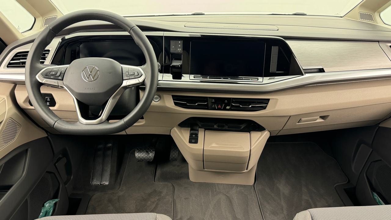 VW<br>Multivan 2.0 TDI Life Edition DSG