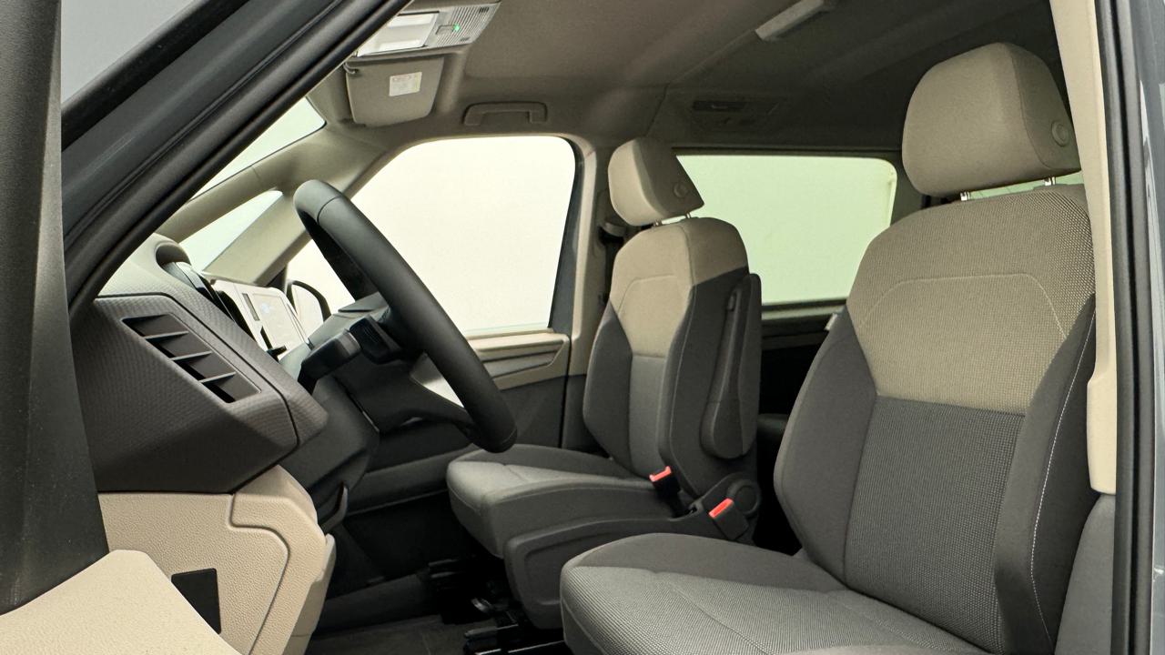 VW<br>Multivan 2.0 TDI Life Edition DSG Lang