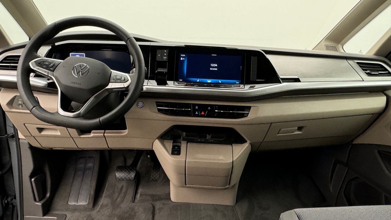 VW<br>Multivan 2.0 TDI Life Edition DSG Lang