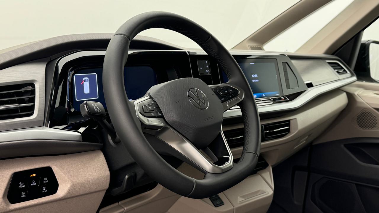 VW<br>Multivan 2.0 TDI Life Edition DSG Lang
