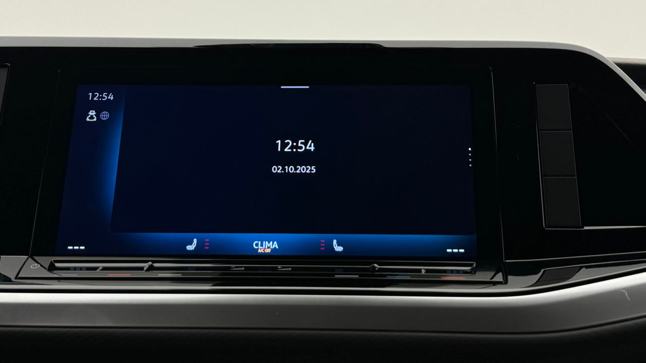 VW<br>Multivan 2.0 TDI Life Edition DSG Lang