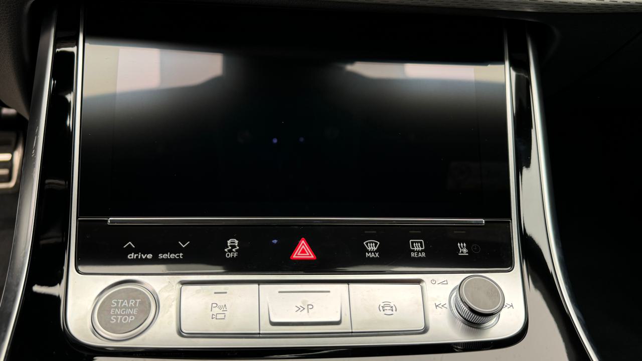 Audi<br>Q8 SUV 50 TDI quattro S Line tiptronic