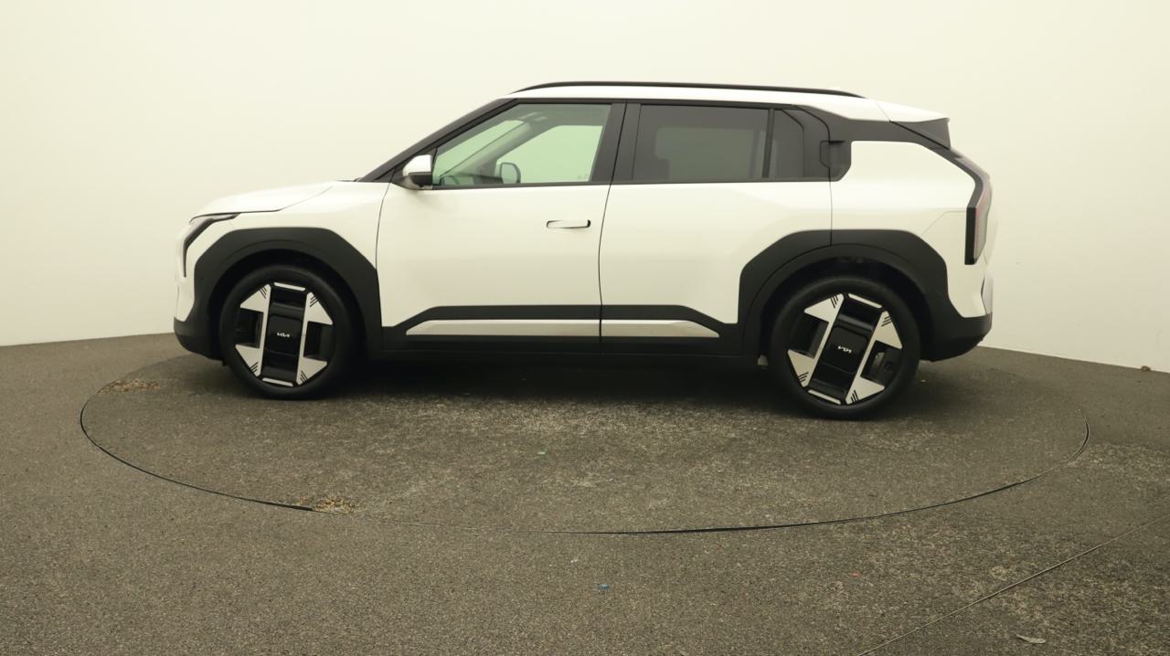 Kia<br>EV3 81 Earth+