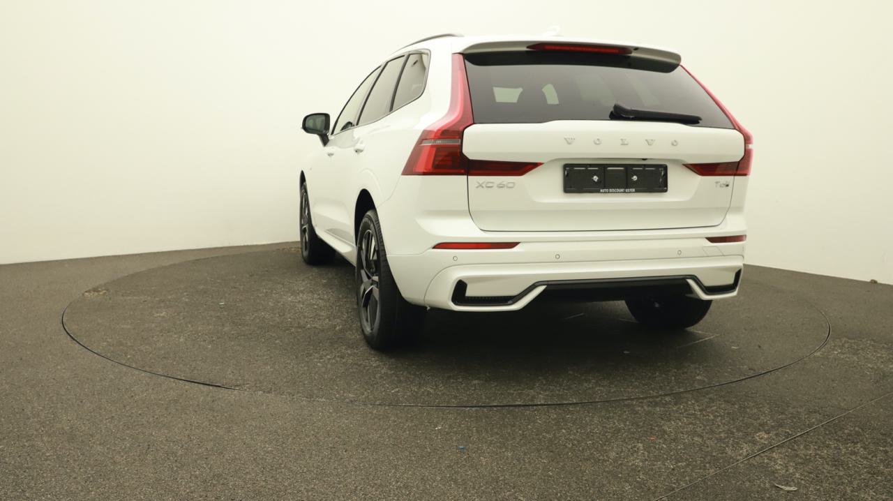 Volvo<br>XC60 T6 eAWD PluginHybrid Plus Dark Geartronic