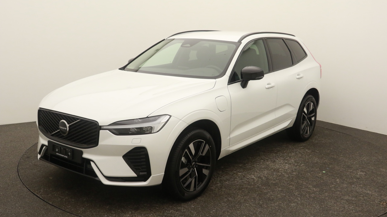 Volvo<br>XC60 T6 eAWD PluginHybrid Plus Dark Geartronic