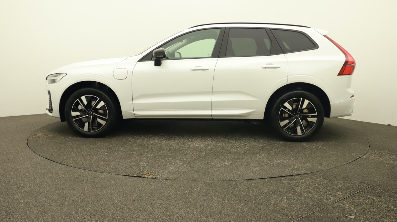 Volvo<br>XC60 T6 eAWD PluginHybrid Plus Dark Geartronic