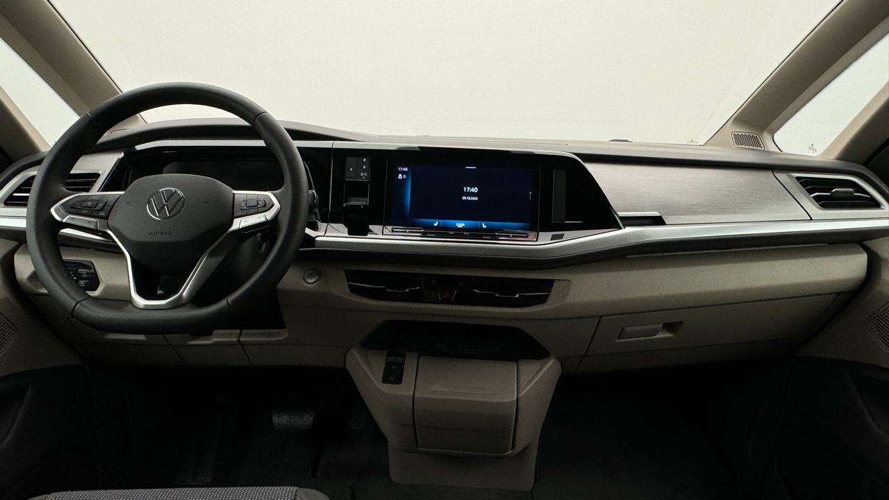 VW<br>Multivan 2.0 TDI Life Edition DSG Lang