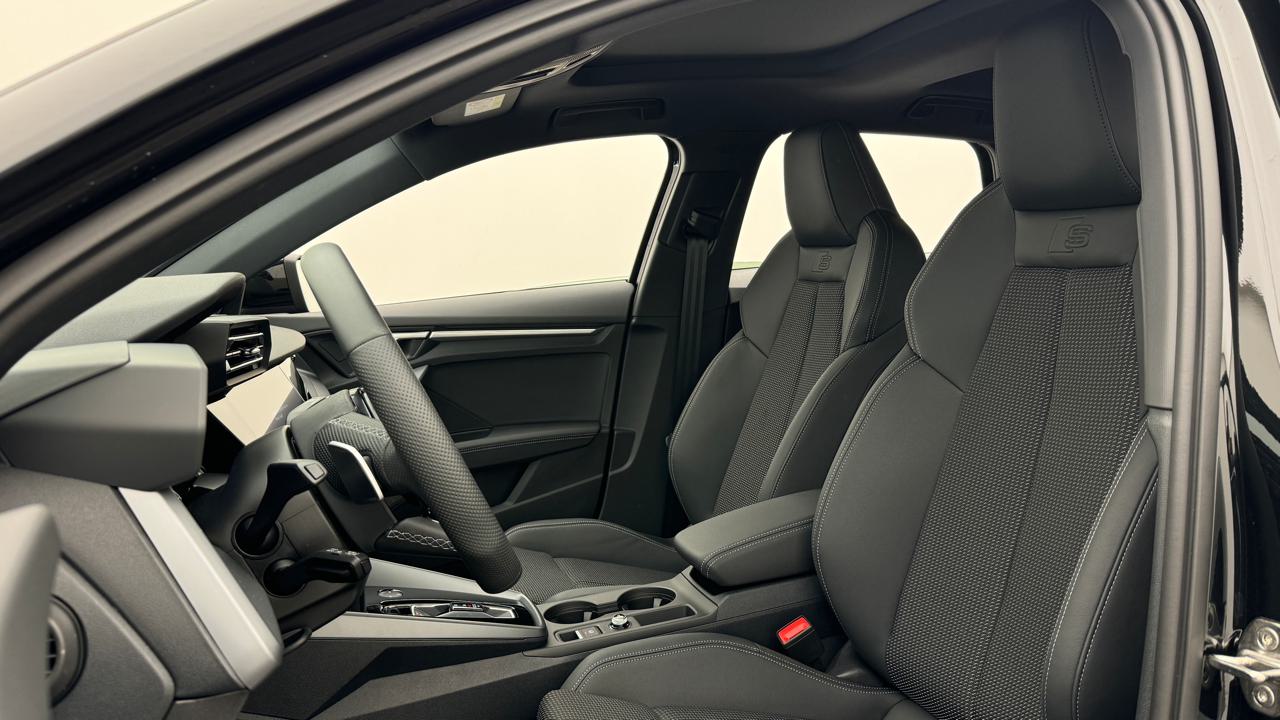 Audi<br>A3 Sportback 35 TFSI S line S-tronic