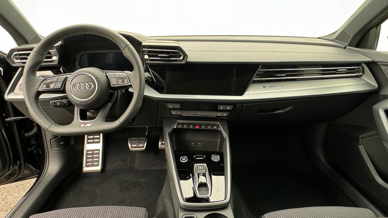 Audi<br>A3 Sportback 35 TFSI S line S-tronic