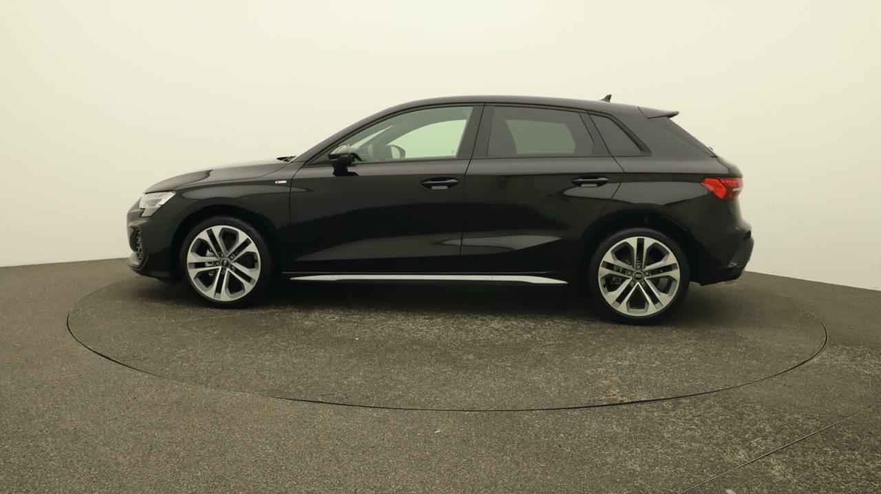 Audi<br>A3 Sportback 35 TFSI S line S-tronic