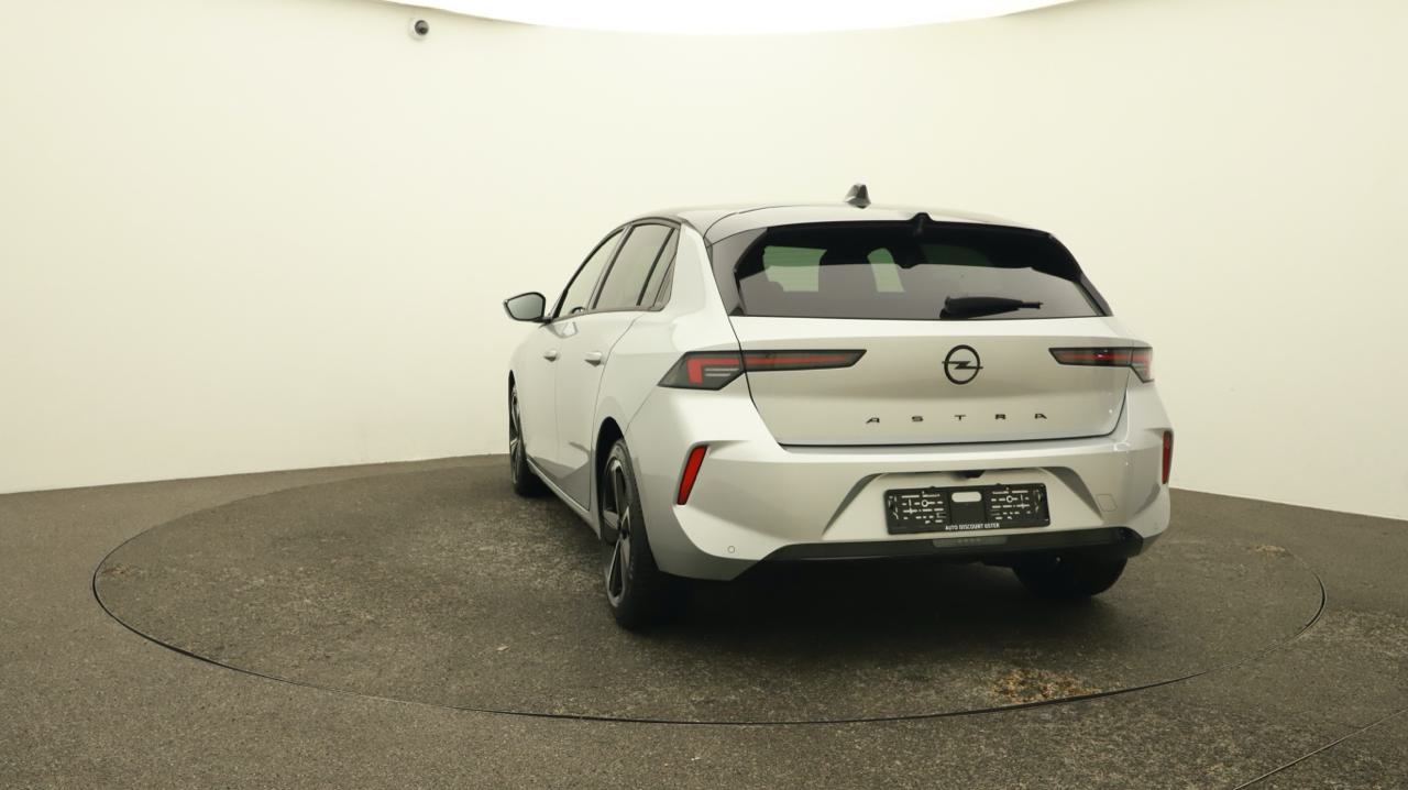Opel<br>Astra 1.2i Turbo GS A