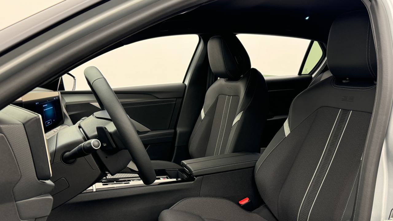 Opel<br>Astra 1.2i Turbo GS A