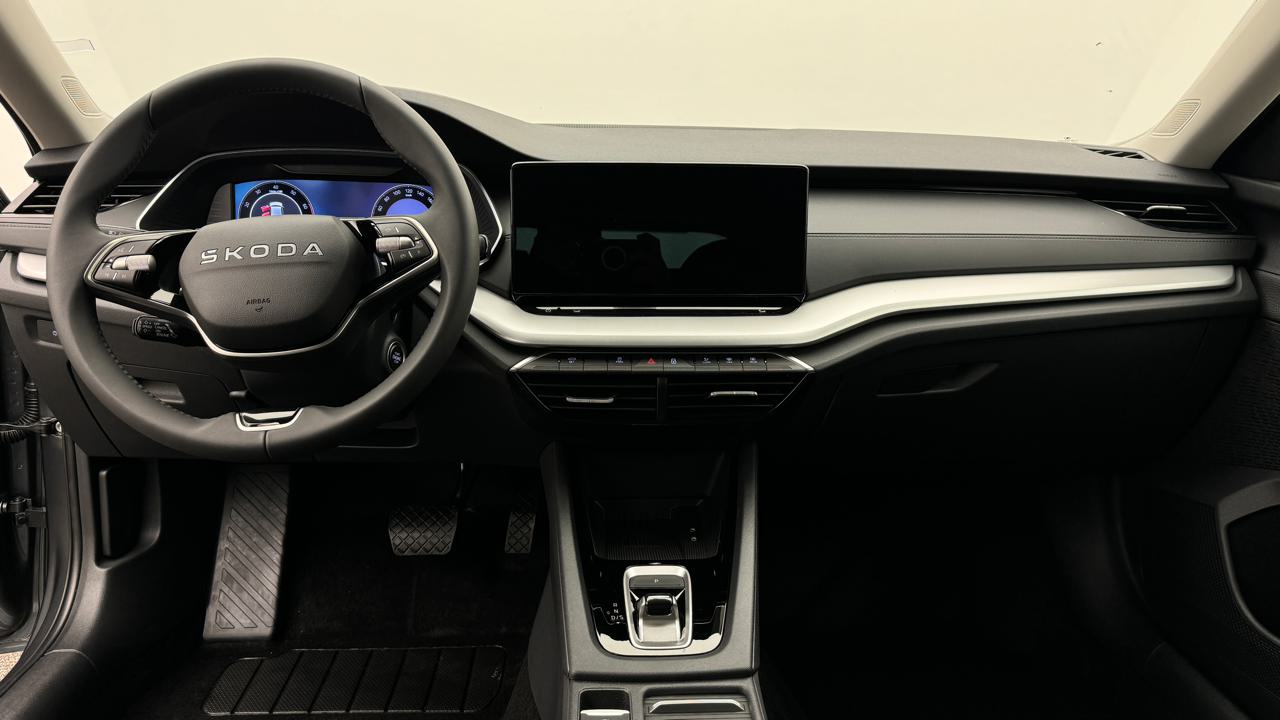 Skoda<br>Octavia Combi 1.5 TSI mHEV DSG Selection