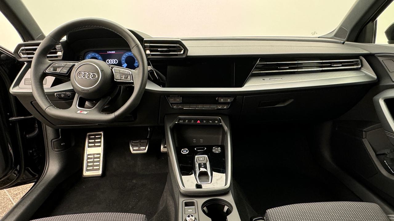 Audi<br>A3 Sportback 35 TFSI S line S-tronic