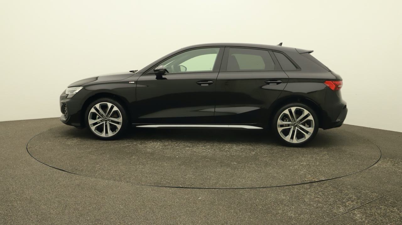Audi<br>A3 Sportback 35 TFSI S line S-tronic