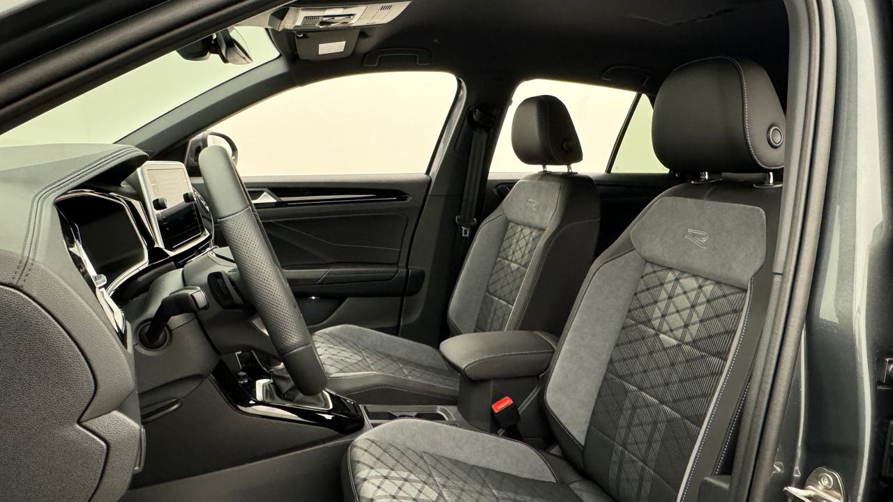 VW<br>T-Roc 1.5 TSI EVO R-Line DSG