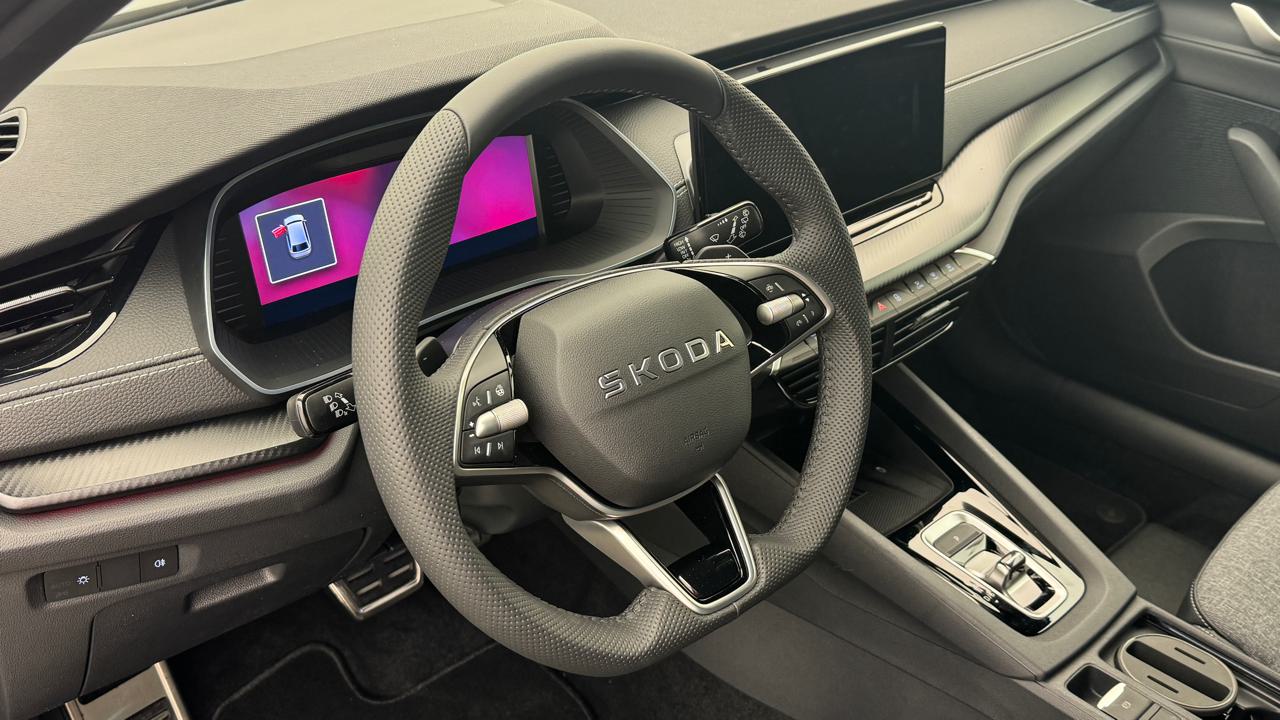 Skoda<br>Octavia Combi 1.5 TSI mHEV DSG Sport Line