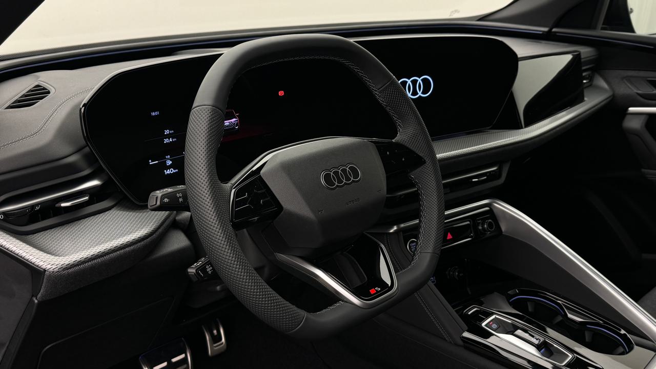 Audi<br>Q5 40 TDI S-Line quattro S-tronic