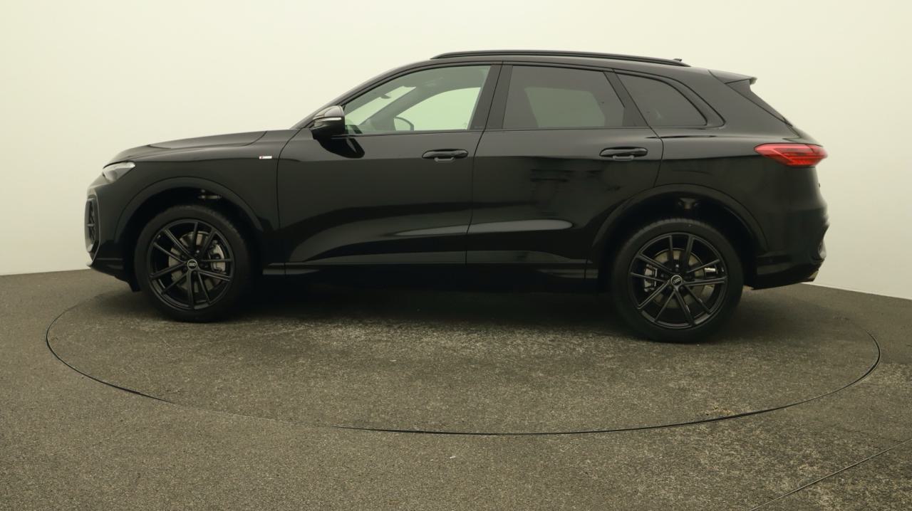Audi<br>Q5 40 TDI S-Line quattro S-tronic