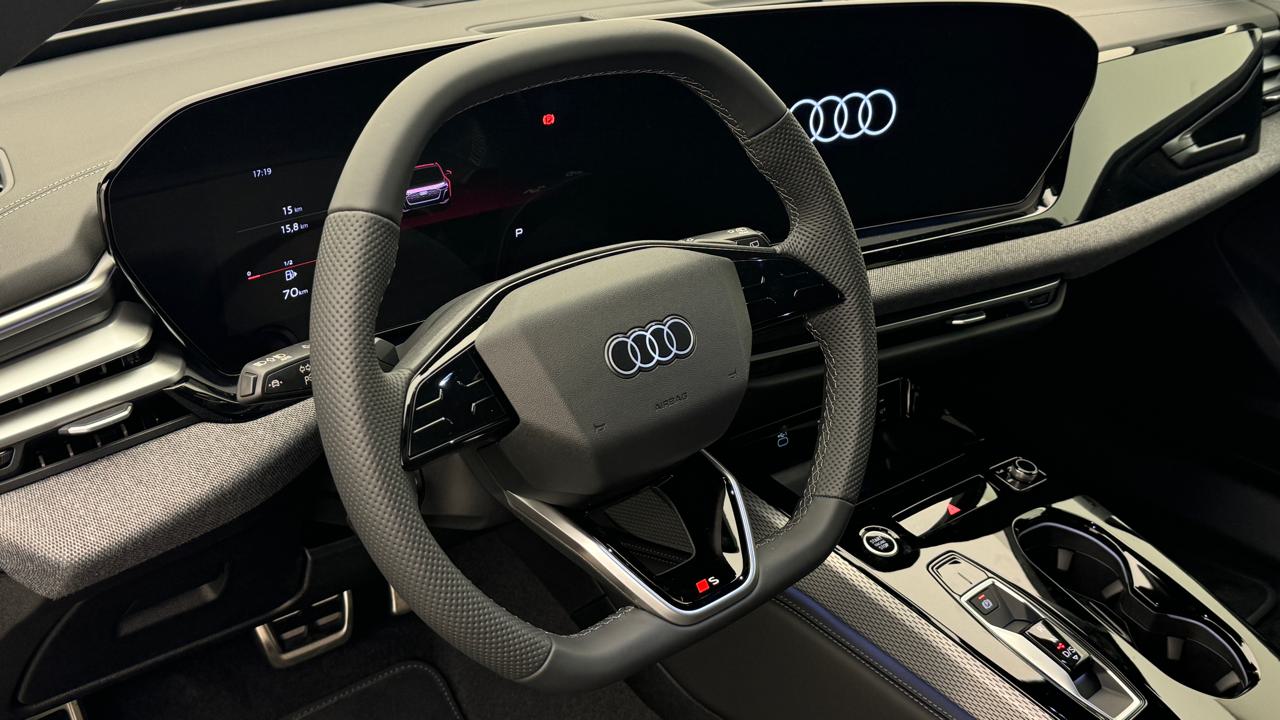 Audi<br>A5 Avant 40 TDI S line quattro S-tronic