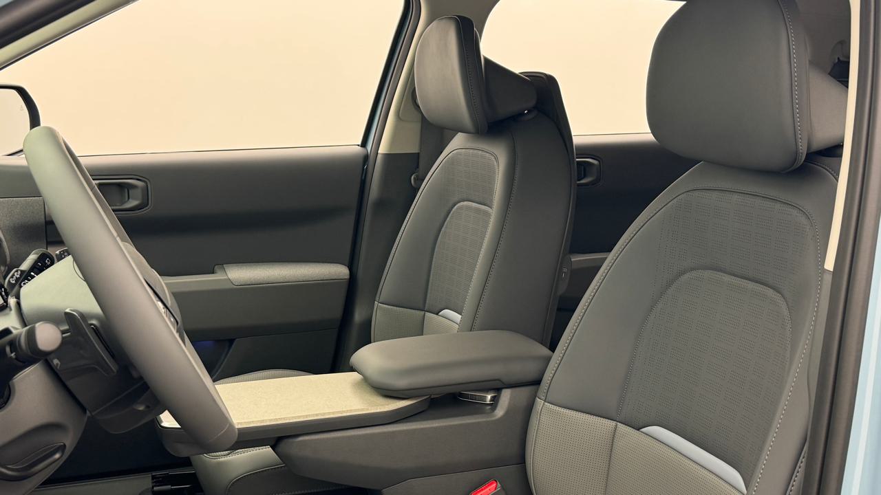 Kia<br>EV3 81 Earth+