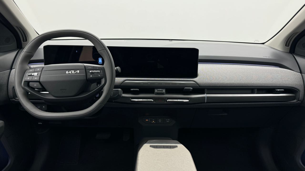 Kia<br>EV3 81 Earth+