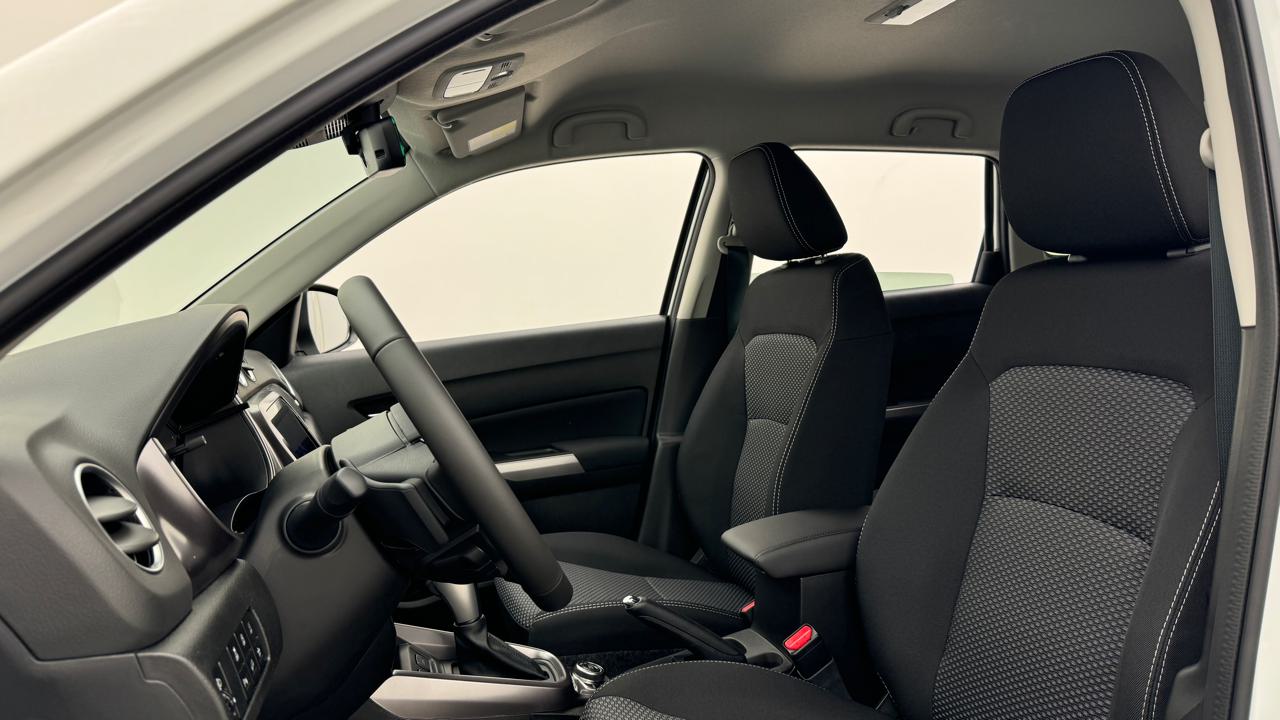 Suzuki<br>Vitara 1.4 Boosterjet Compact + 4x4 Hybrid