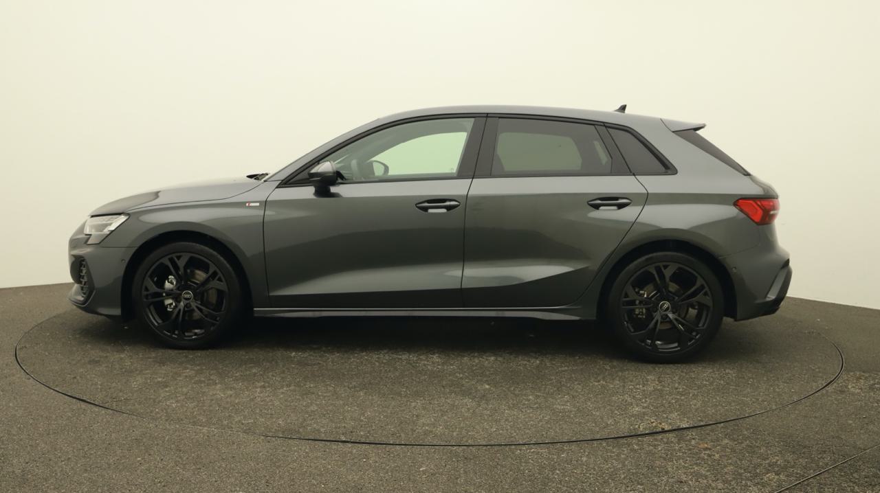 Audi<br>A3 Sportback 35 TDI S line S-tronic