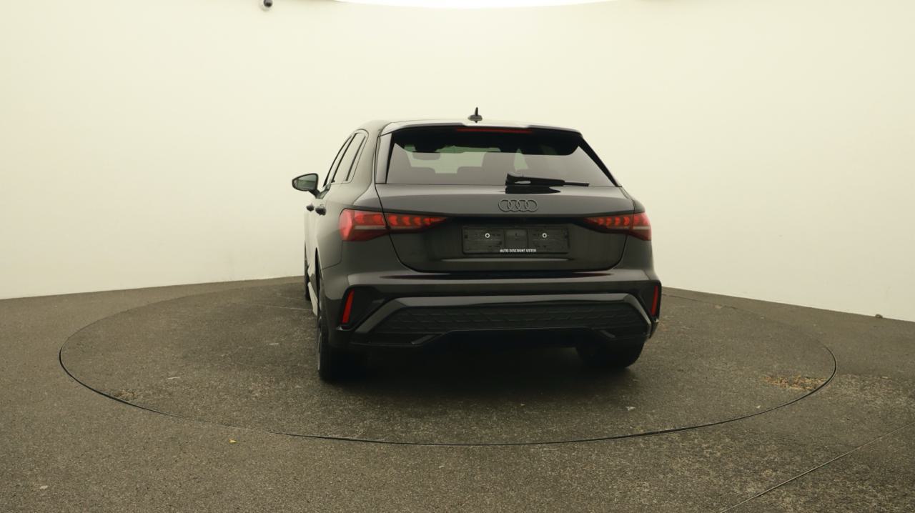 Audi<br>A3 Sportback 35 TFSI S line S-tronic