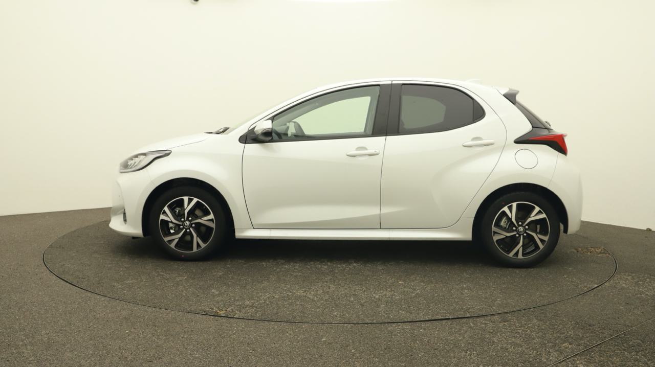 Toyota<br>Yaris 1.5 Sport e-CVT