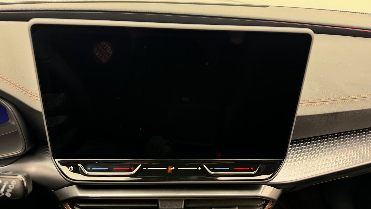 Cupra<br>LEON ST 1.5 eTSI DSG