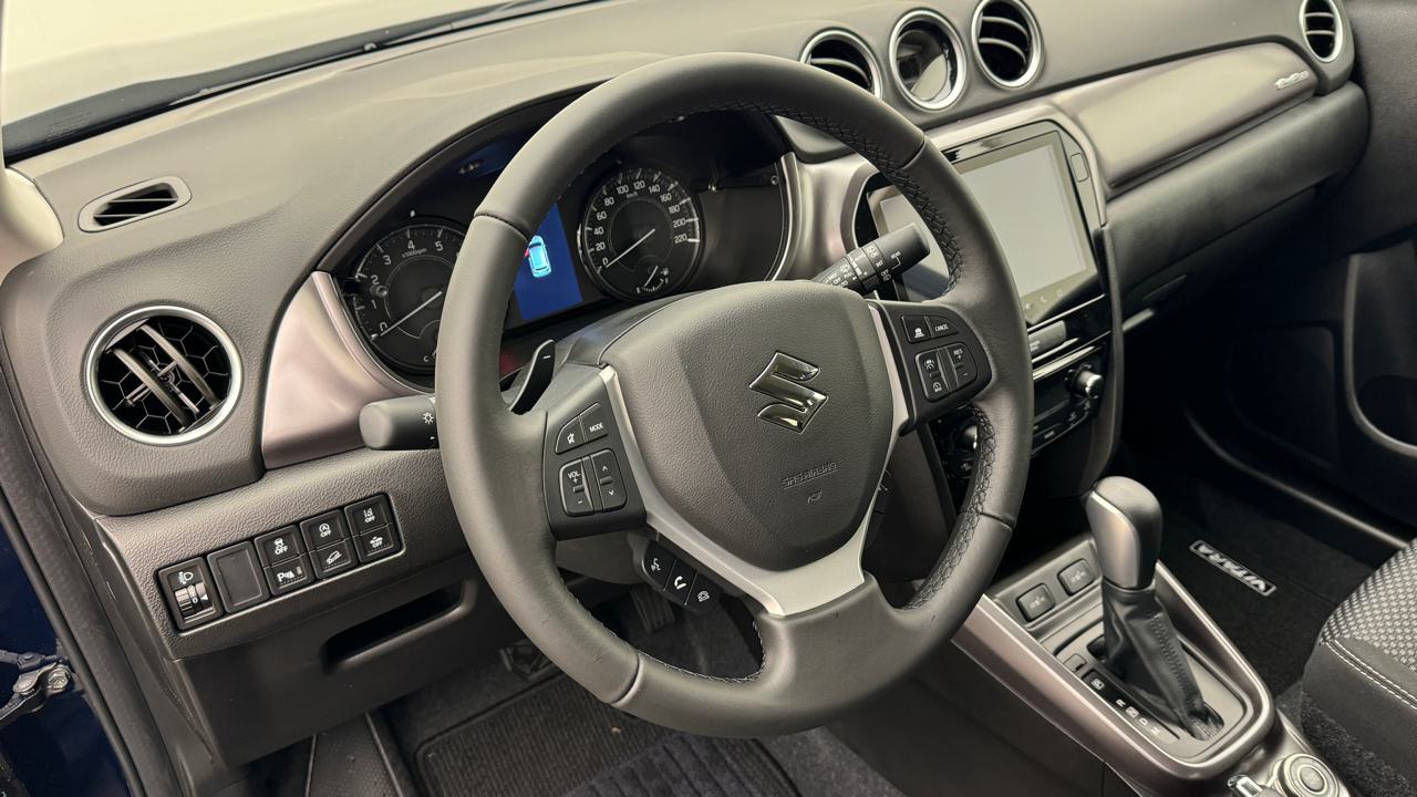 Suzuki<br>Vitara 1.4 Boosterjet Compact + 4x4 Hybrid