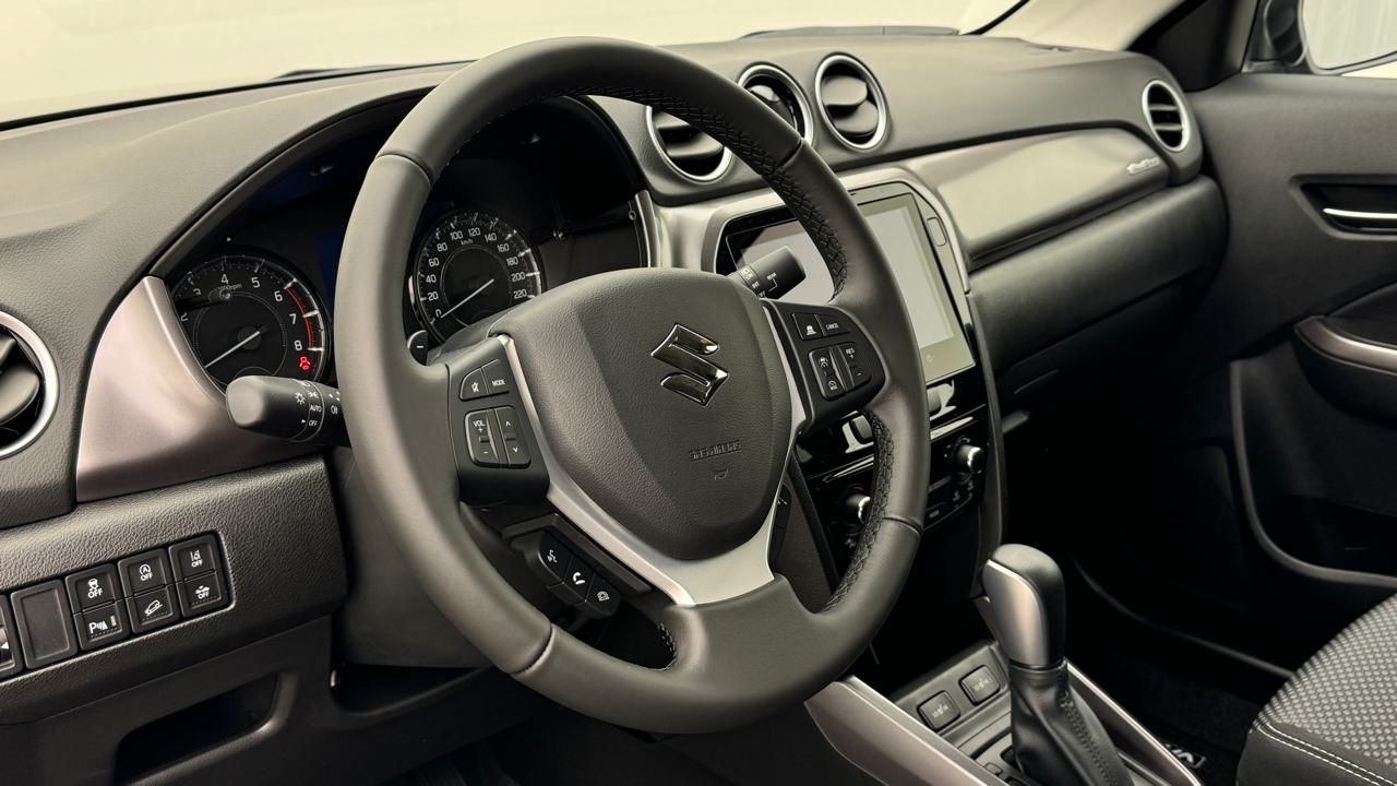 Suzuki<br>Vitara 1.4 Boosterjet Compact + 4x4 Hybrid
